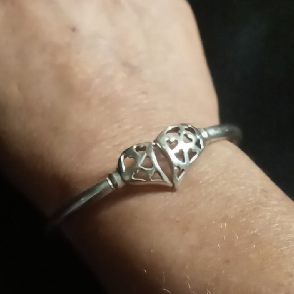 Sterling Silver 925 Vintage Heart Bracelet Spring Hinged Size 7.5